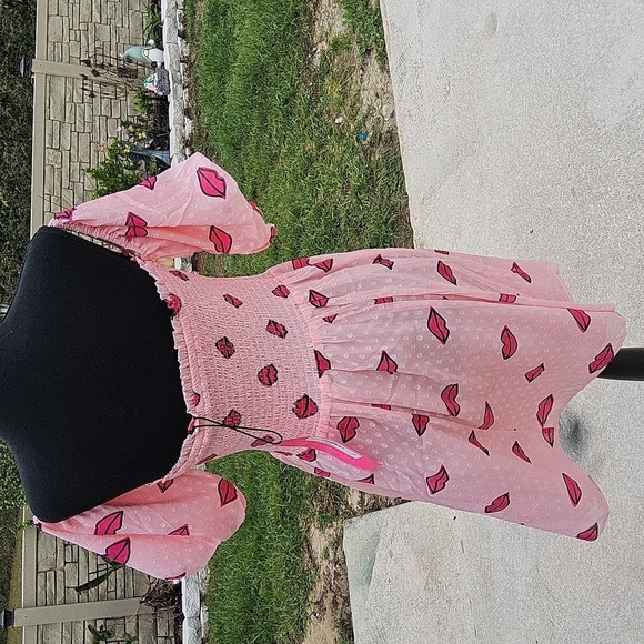 BETSEY JOHNSON PINK n RED LIP FLIRTY MINI DRESS - Picture 3 of 5